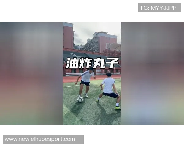 青木本方禁区外油炸丸子过人狂奔80米射门被扑引发球迷怒火